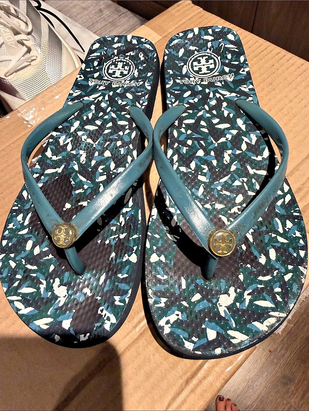 Tory Burch Chelsea Flip Flop Sandals
